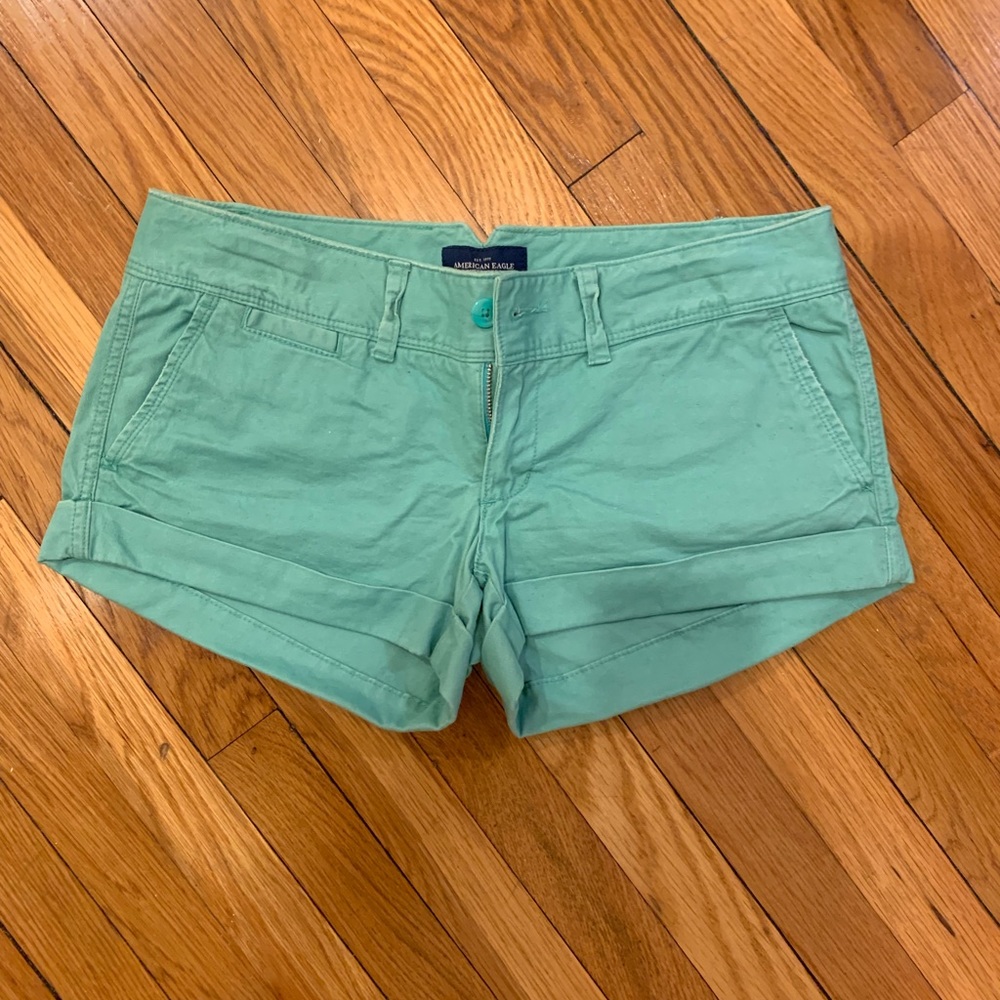 American Eagle Favorite Short in Green